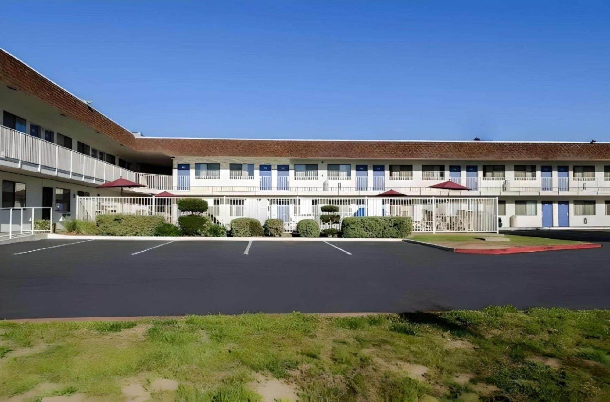 Park Inn By Radisson, Turlock Kültér fotó