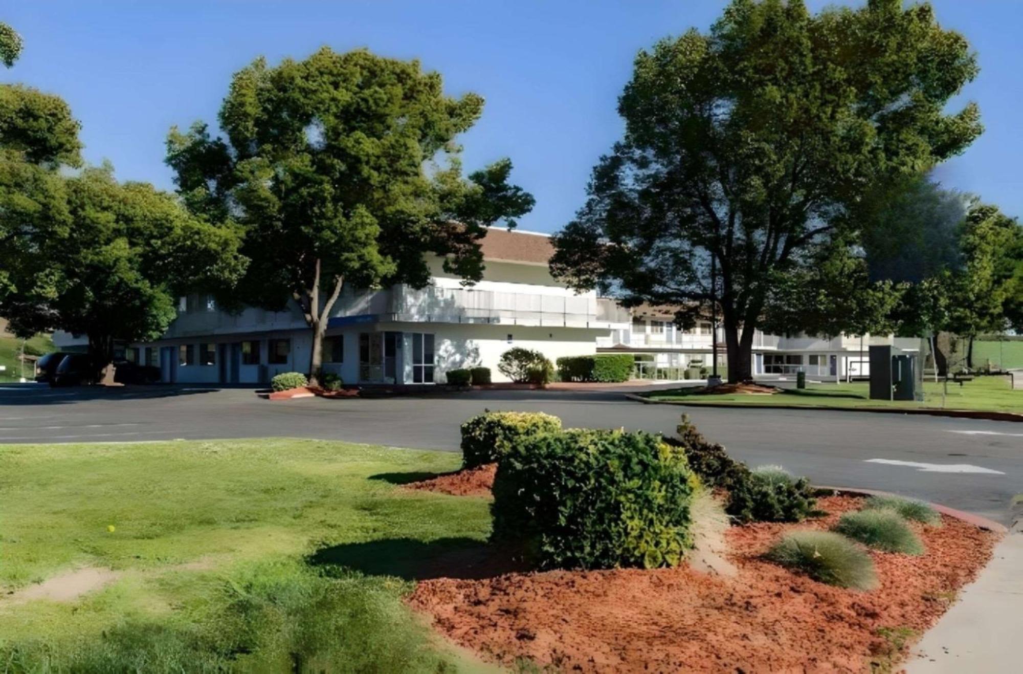 Park Inn By Radisson, Turlock Kültér fotó