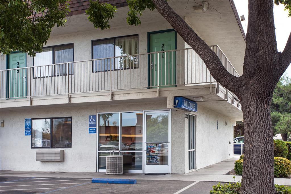 Park Inn By Radisson, Turlock Kültér fotó